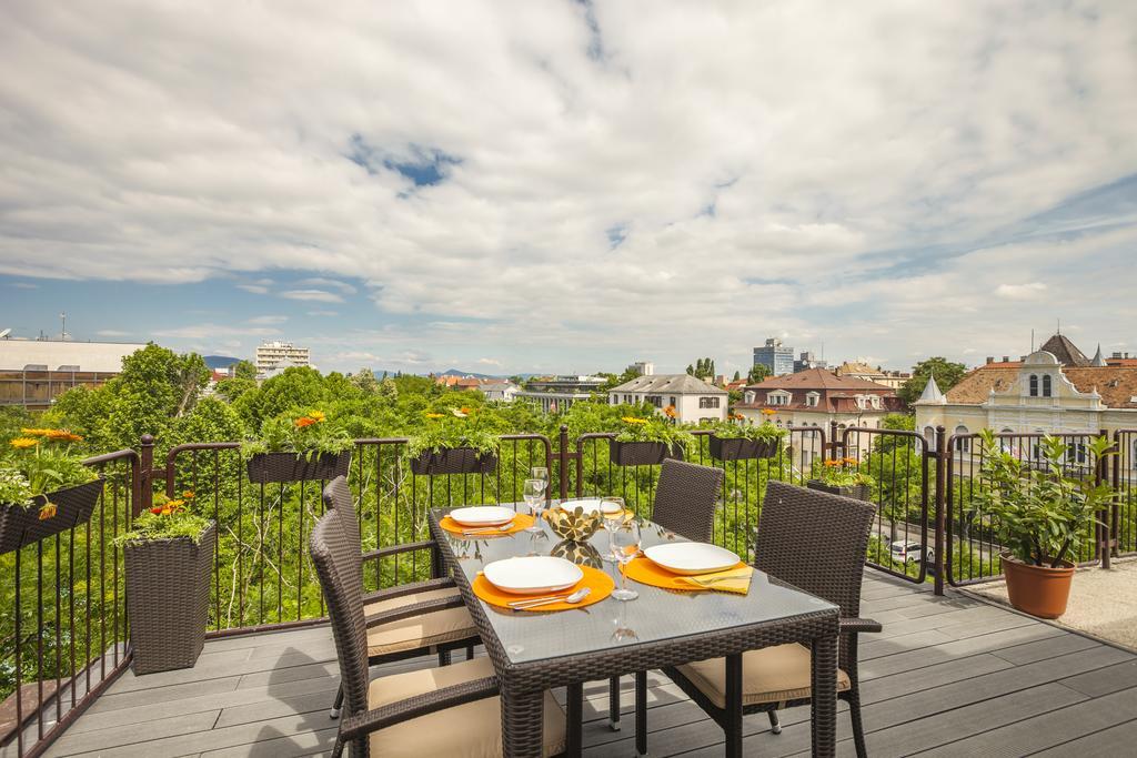 Terrace Apartments At City Park 부다페스트 외부 사진